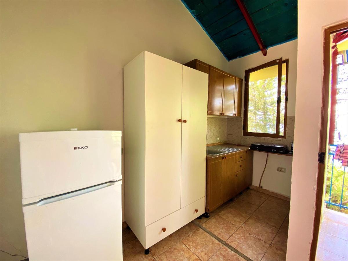 Ramo'S Cozy Beachside Haven With Panoramic Views - 1St Vlorë Extérieur photo