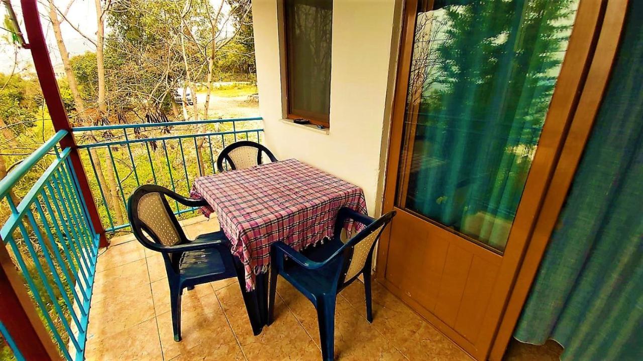 Ramo'S Cozy Beachside Haven With Panoramic Views - 1St Vlorë Extérieur photo