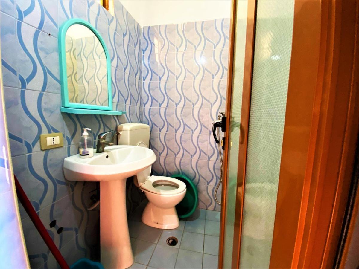 Ramo'S Cozy Beachside Haven With Panoramic Views - 1St Vlorë Extérieur photo